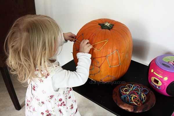 Elastic bands on the pumpkin geoboard