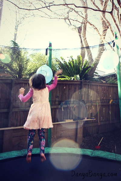 Number recognition jumping play on the trampoline