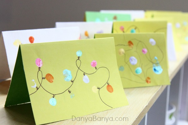 How to make Christmas lights cards using toddler and preschooler fingerprints