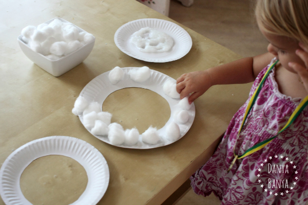 Toddler craft Make a paper plate sheep mask