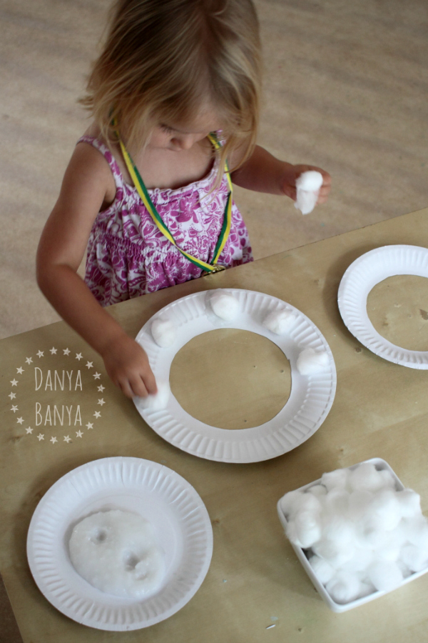 Toddler pasting activity - make a sheep mask from cotton wool and paper plates