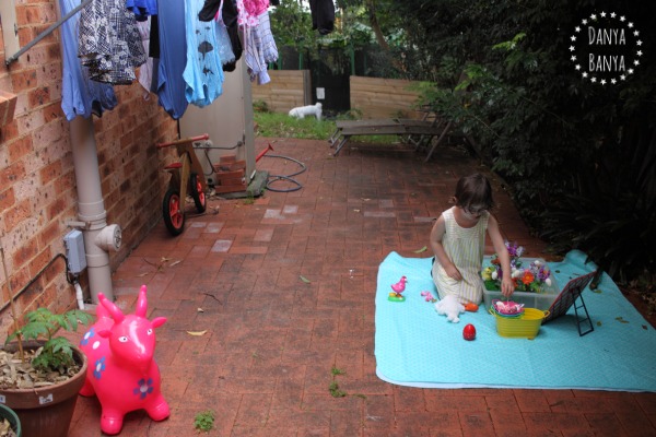 Outdoor sensory bin play