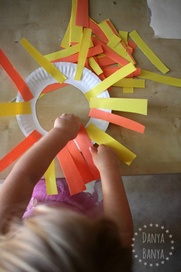 Easy Lion Mask Craft for Toddlers – Danya Banya