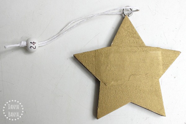 DIY scratch off Christmas advent calendar ornament