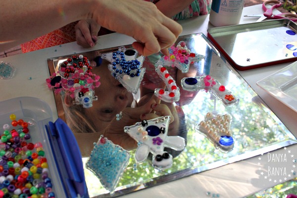 Decorating the window clings