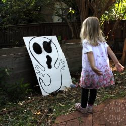 Halloween Games: DIY bean bag toss (cornhole) ghost and skull boards