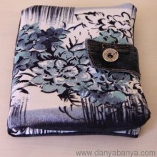 Upcycled Kindle Cover