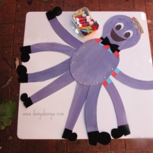 Stick the clothes on Henry the Octopus party game